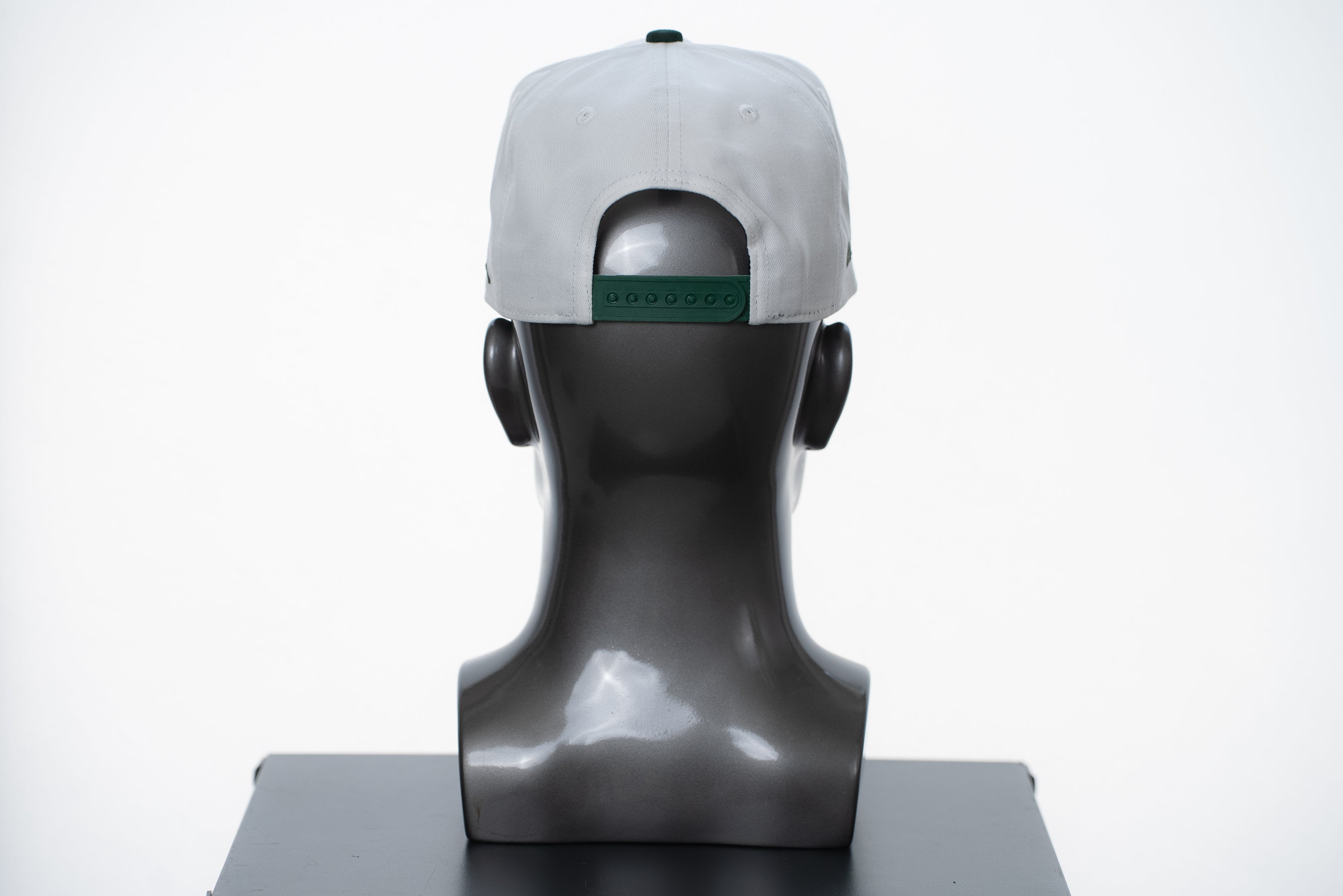 TWO TONE ARCH HAT